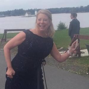 Meet your Posher, Michele